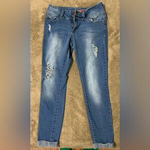 Wanna Betta Butt Size 11 Distressed Jeans